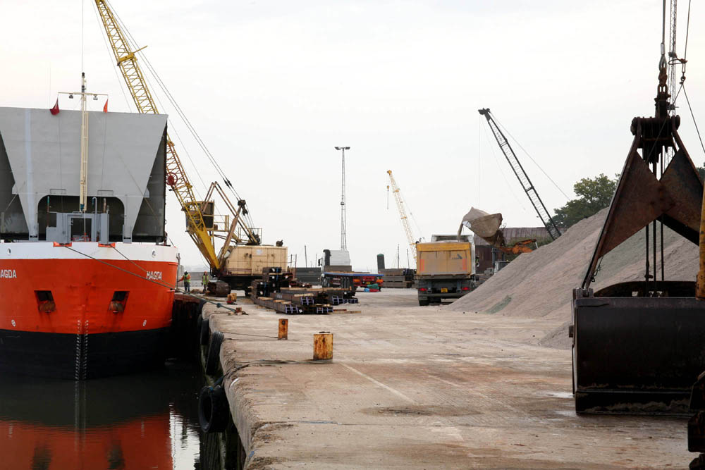 Port Of Mistley - Mistley Quay - Over 150,000 mt p.a